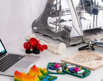 Rapid prototyping services with a powerful 3D printer